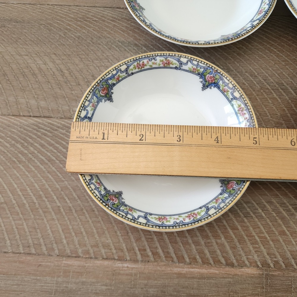 Set of 4 Theodore Haviland Troy Berry Bowls Limoges France - Picture 8 of 10